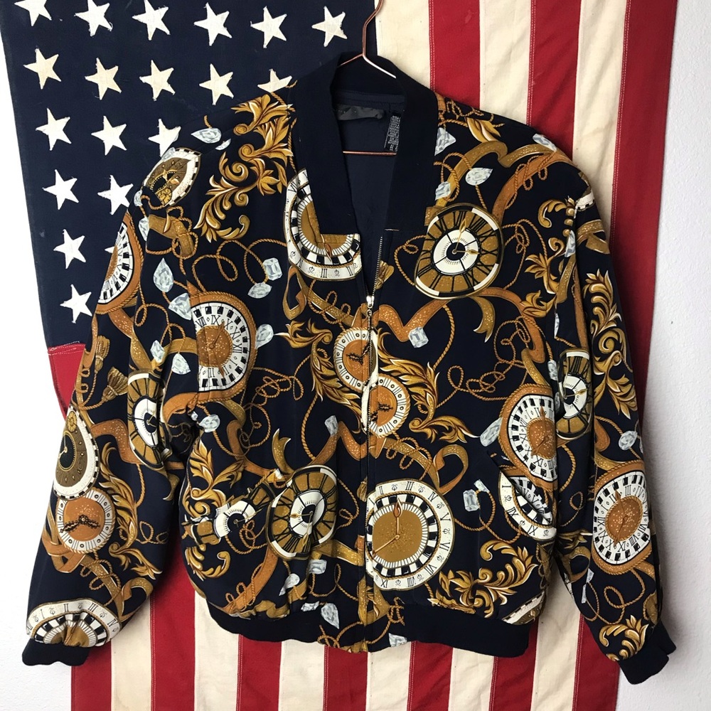 🔥 August silk 80s wind breaker puff
